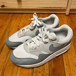 Nike Air Max 1 SC White/Photon Dust/Black/Mica Green